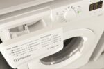 Lavadora de carga frontal blanca Indesit MTWA71252WEE de 7 kg - Imagen 4