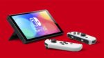 Nintendo Switch (modelo OLED) con base y mandos Joy-Con blancos - Imagen 5
